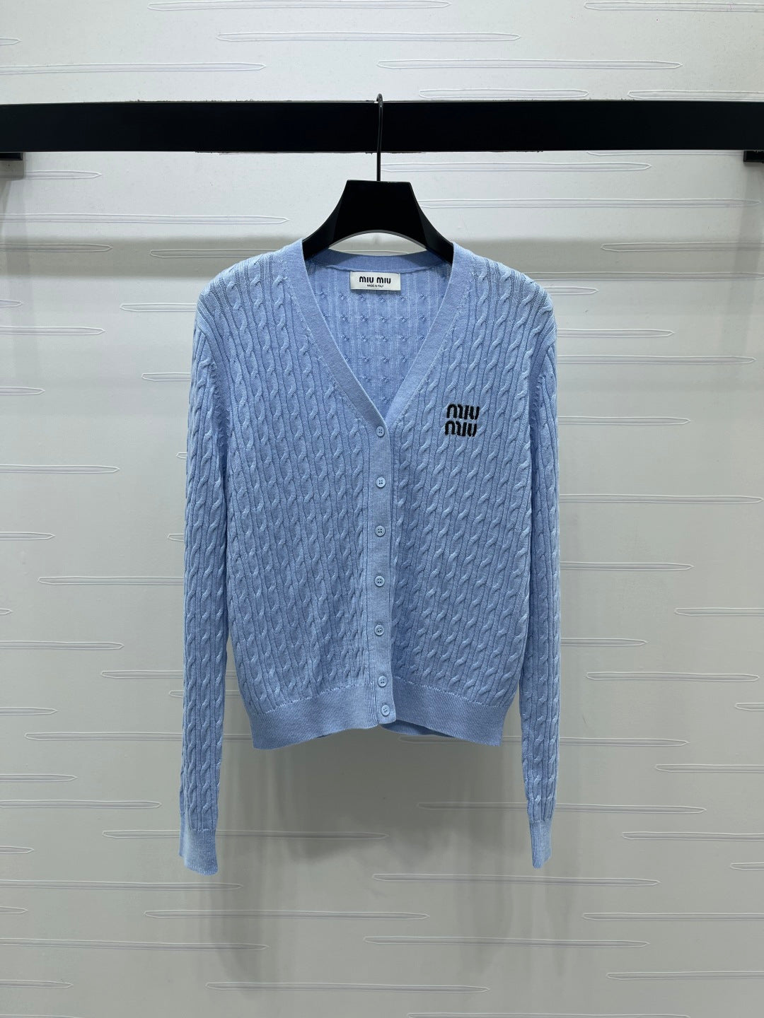 Miumiu 2026 Knit V-neck Long-Sleeve Cardigan Wool 417676