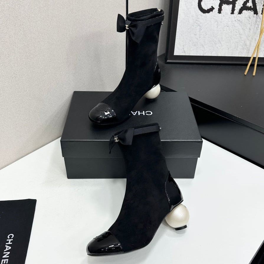 Chanel 2026 Pearl Heel Ankle Boots 50mm Suede Leather 985804