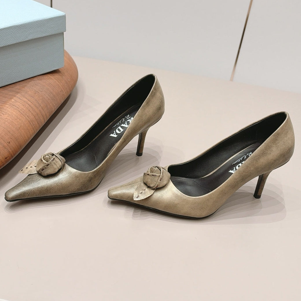 Prada 2026 Rosette Pointed-Toe Shoe 80mm Suede Leather 176075