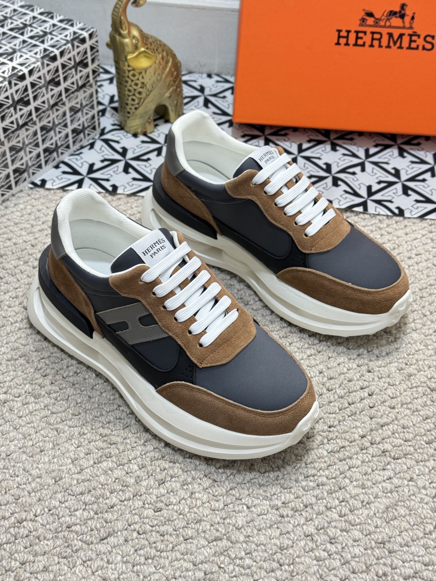 HM Men's Sneaker Cowhide Suede 524700