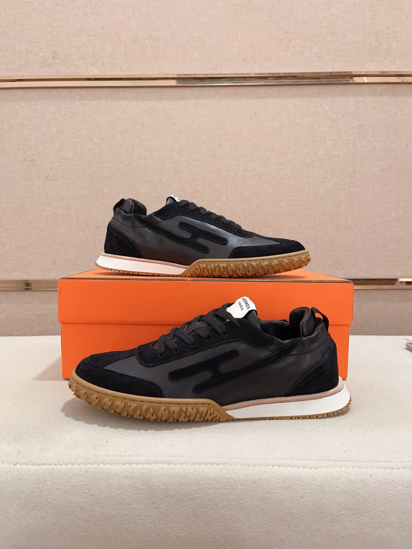 HM Men's Jet Sneaker Cowhide Suede 525136