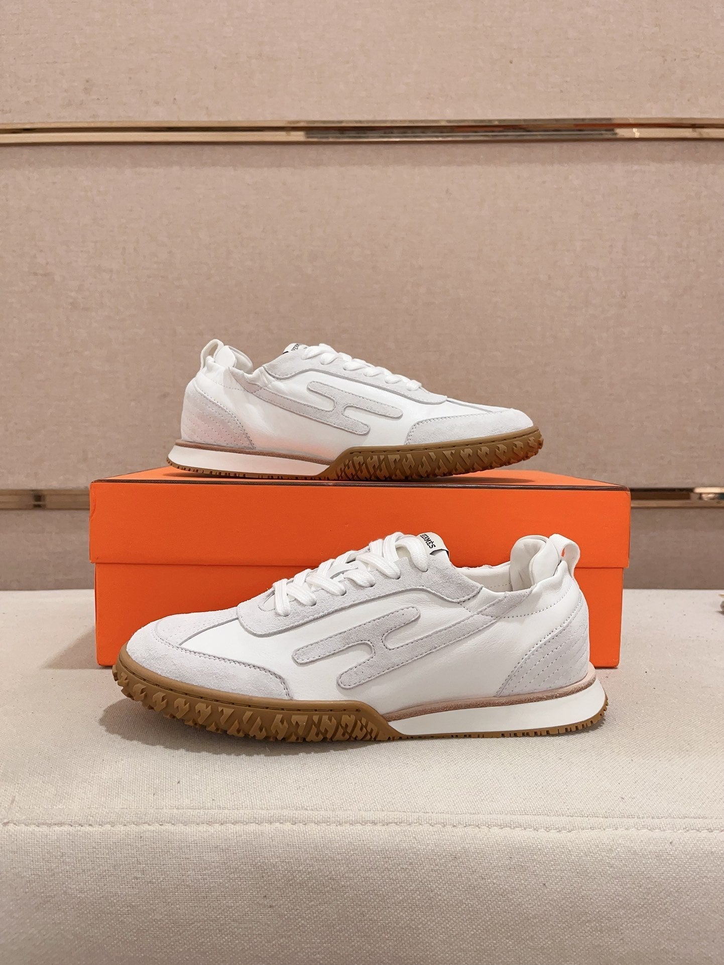 HM Men's Jet Sneaker Cowhide Suede 525136