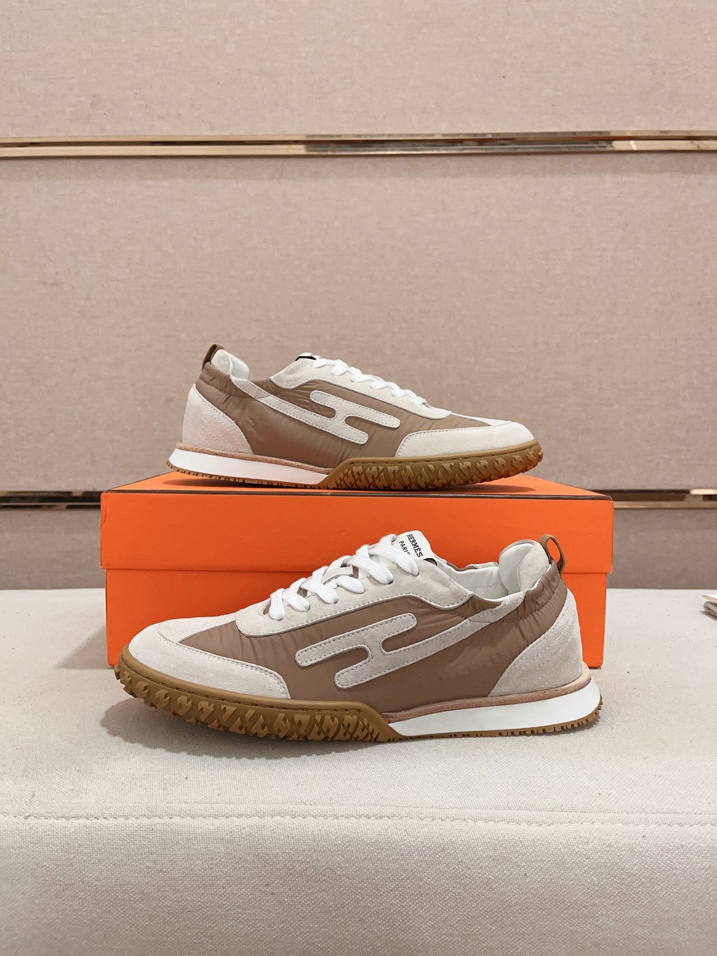 HM Men's Jet Sneaker Cowhide Suede 525136