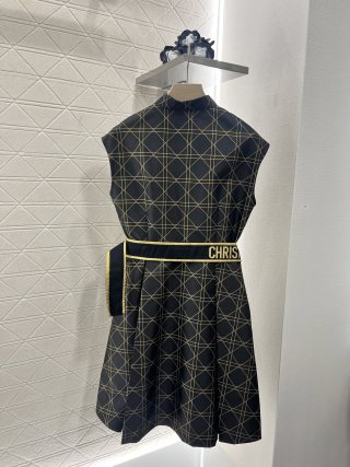 CD 25 Plaid Belt Dress  Polyester