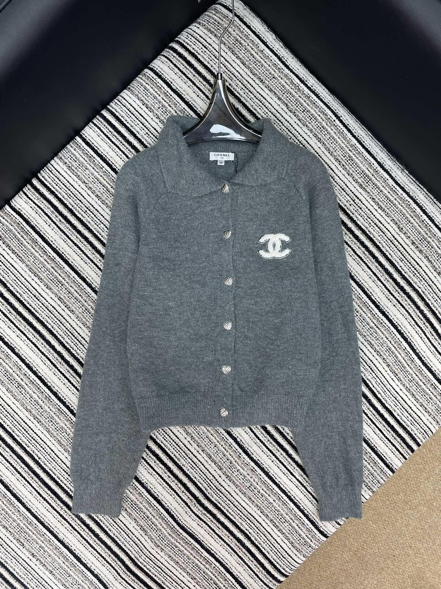 Chanel 2025  Knitted Cardigan Wool Cashmere 730266