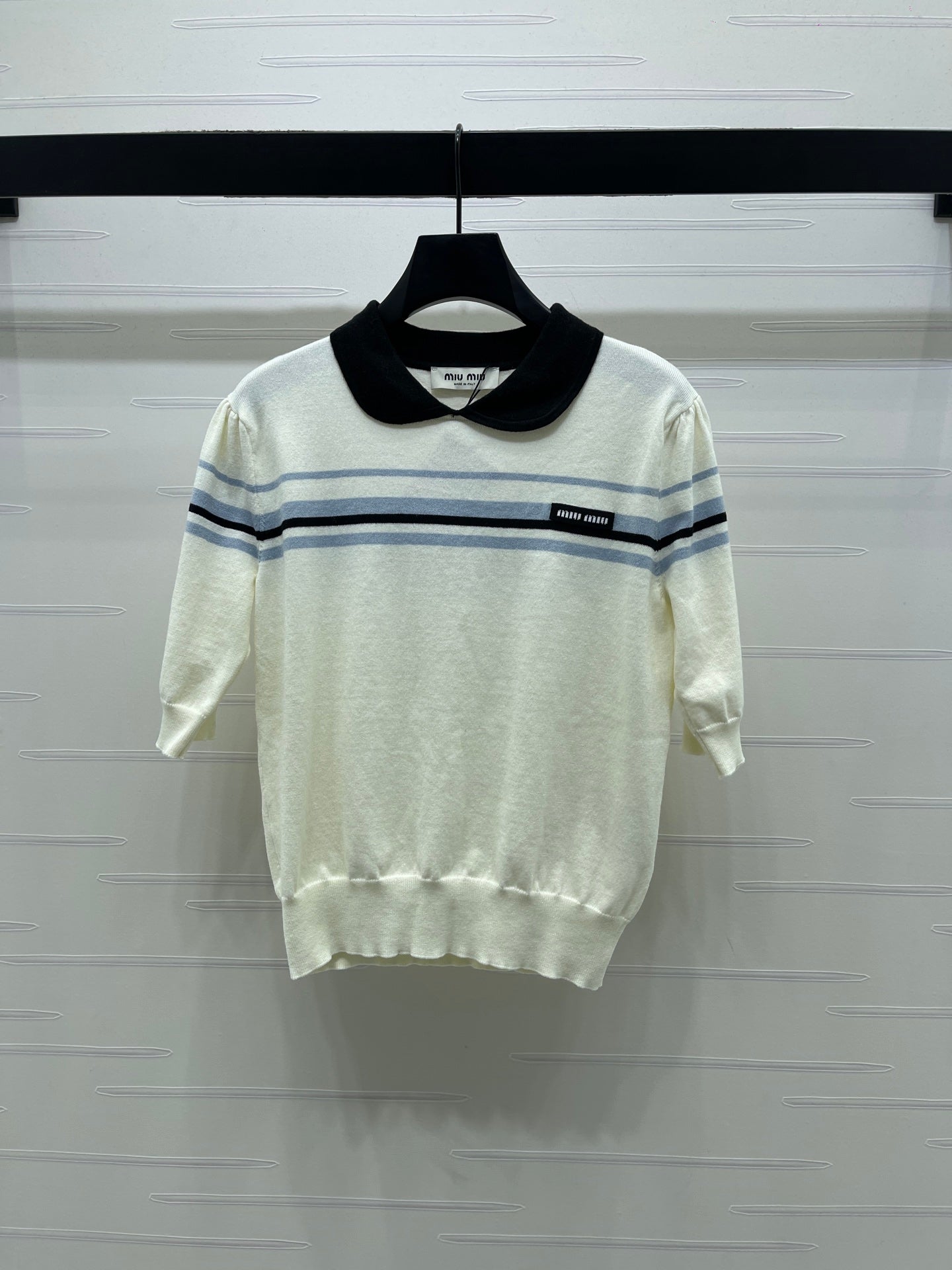 Miumiu 2026 Pan Collar Knit Short-sleeved Top Cream and Black Tencel 352458