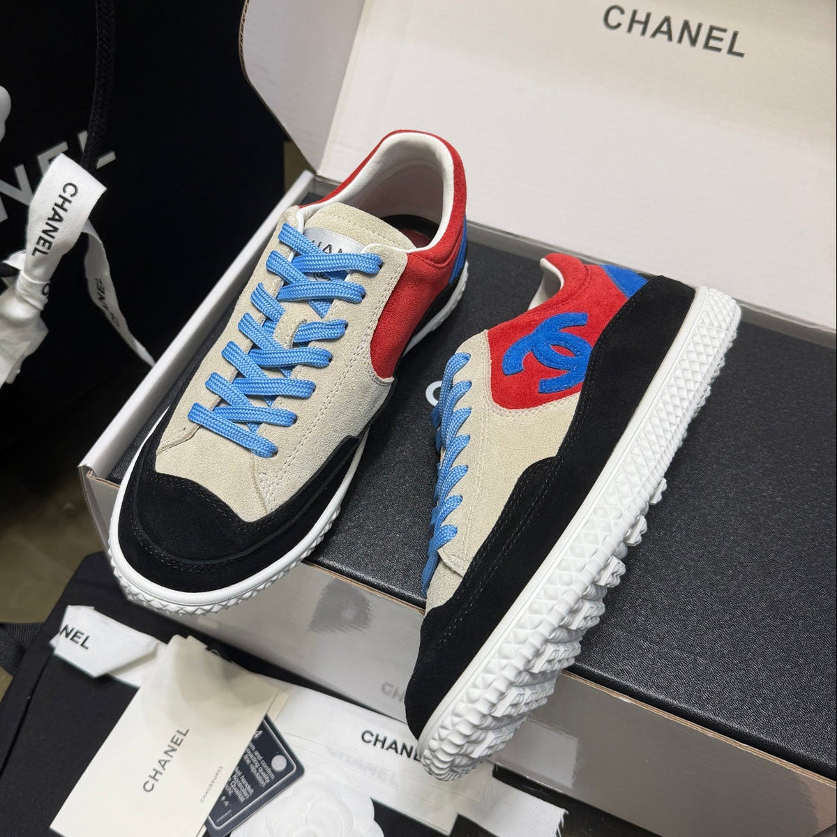 Chanel 2026 Coco Neige Sneakers Suede 197191
