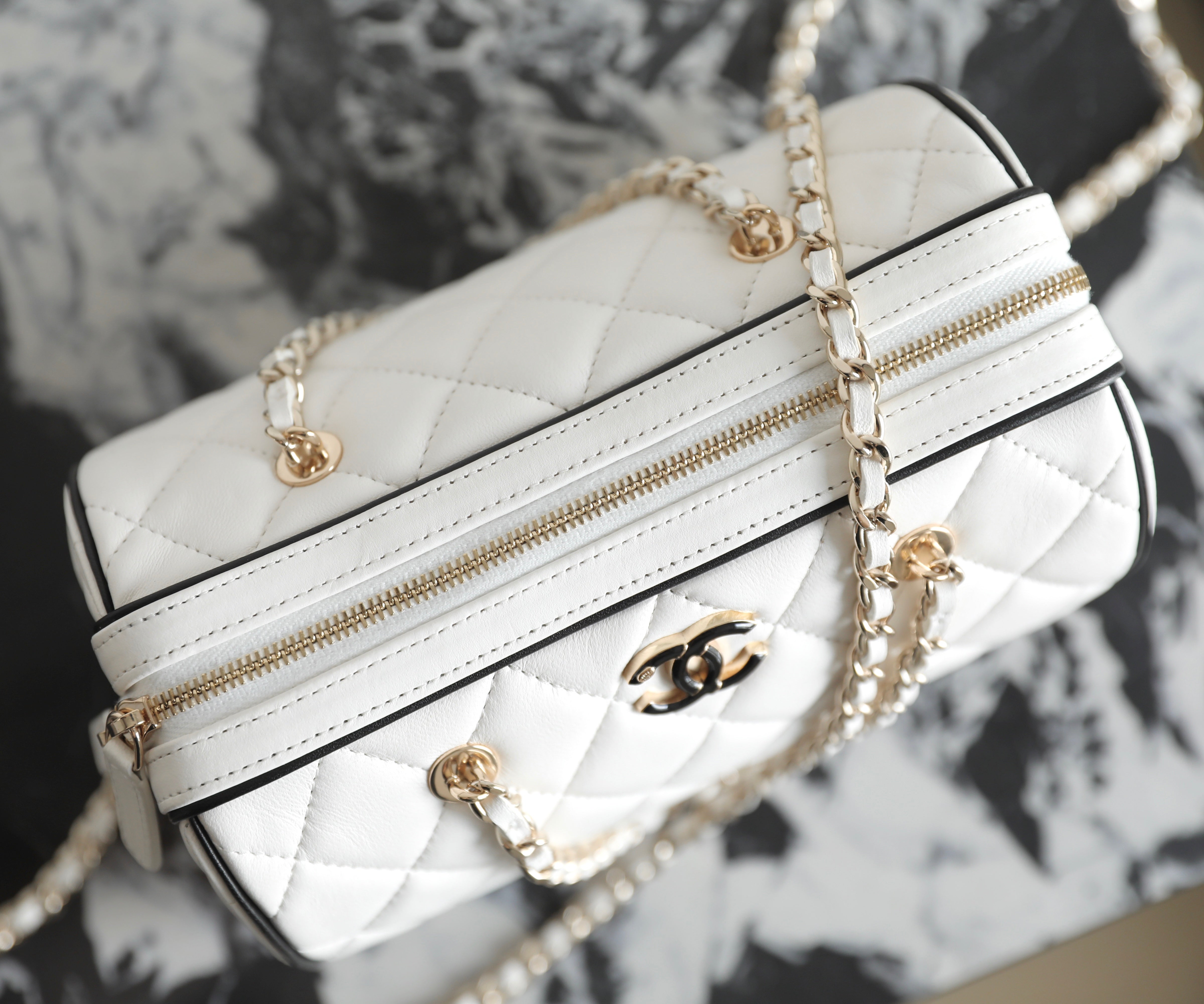 Chanel 2025 Bowling Bag White Lambskin 343004