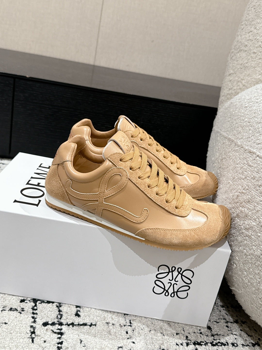 Loewe 25 Ballet Runner 2.0 Sneaker Beige Suede