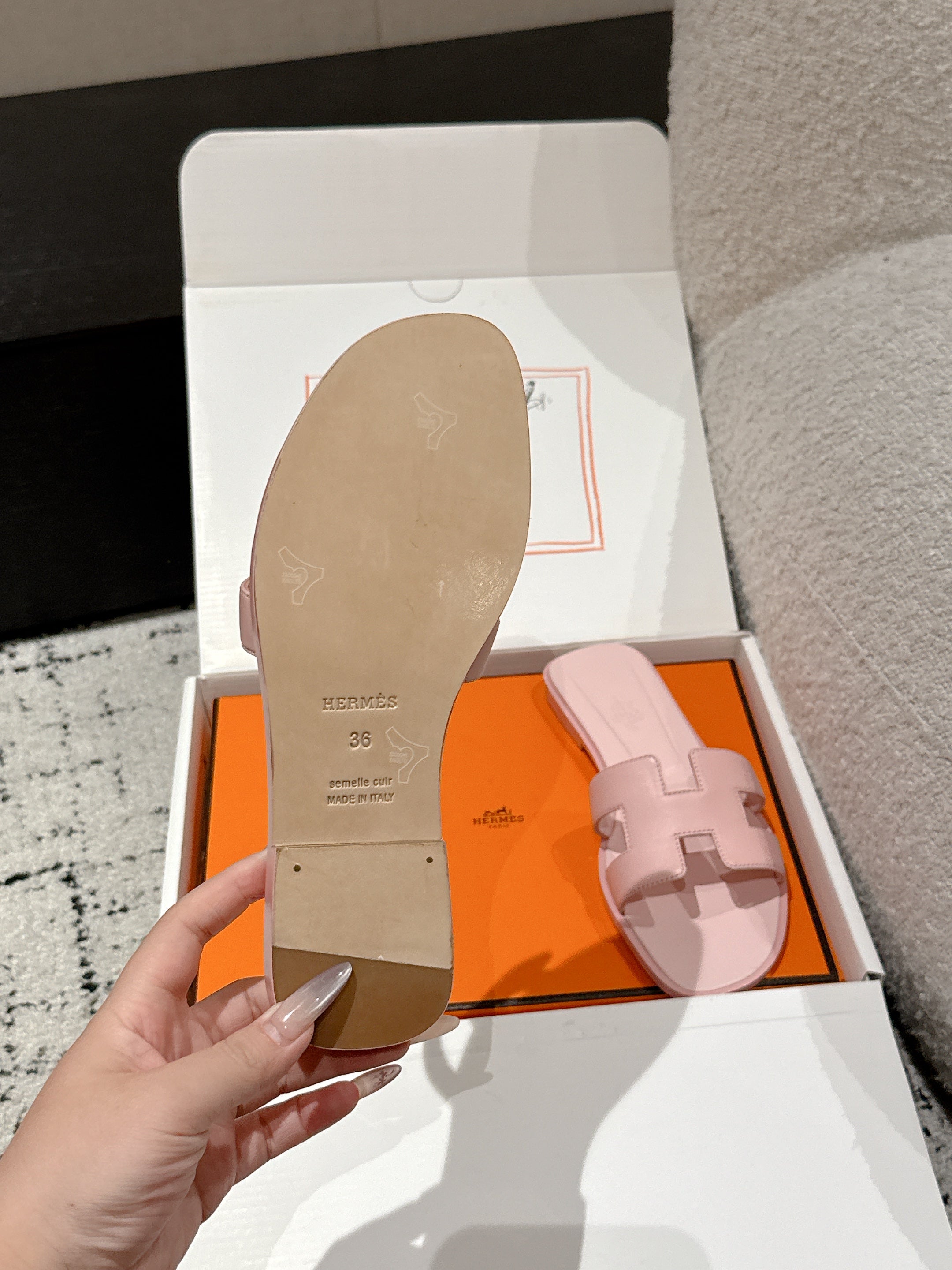 HM 25 Oran Sandal Pink Calfskin