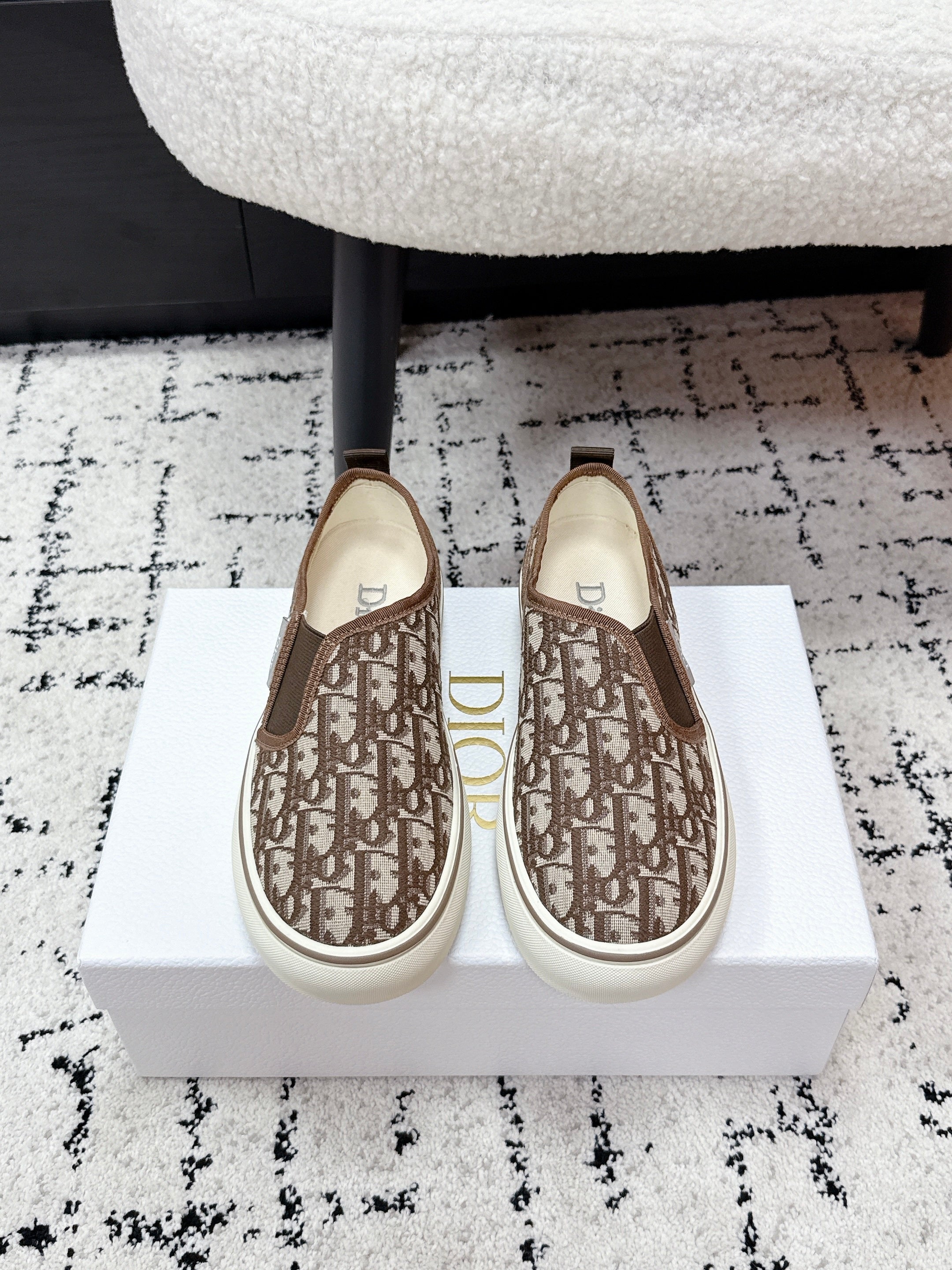 Dior 2026 Monogram Slip-on Loafers Cloth 954991