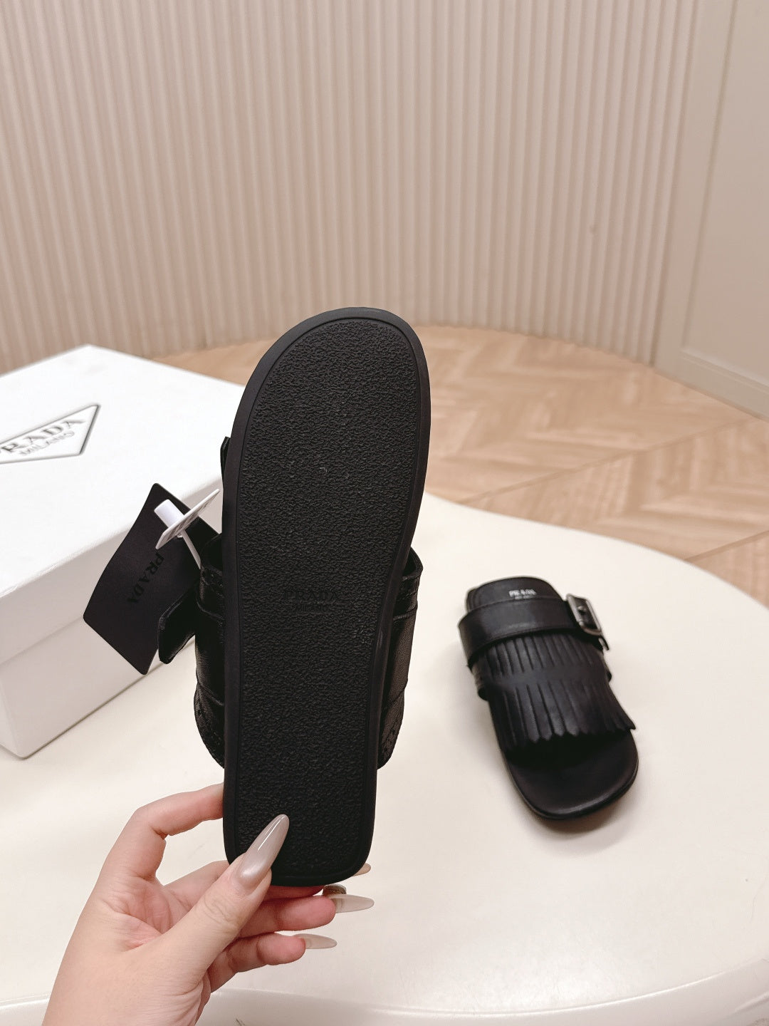 PRA 26S Thong Sandals Black Calfskin 600596