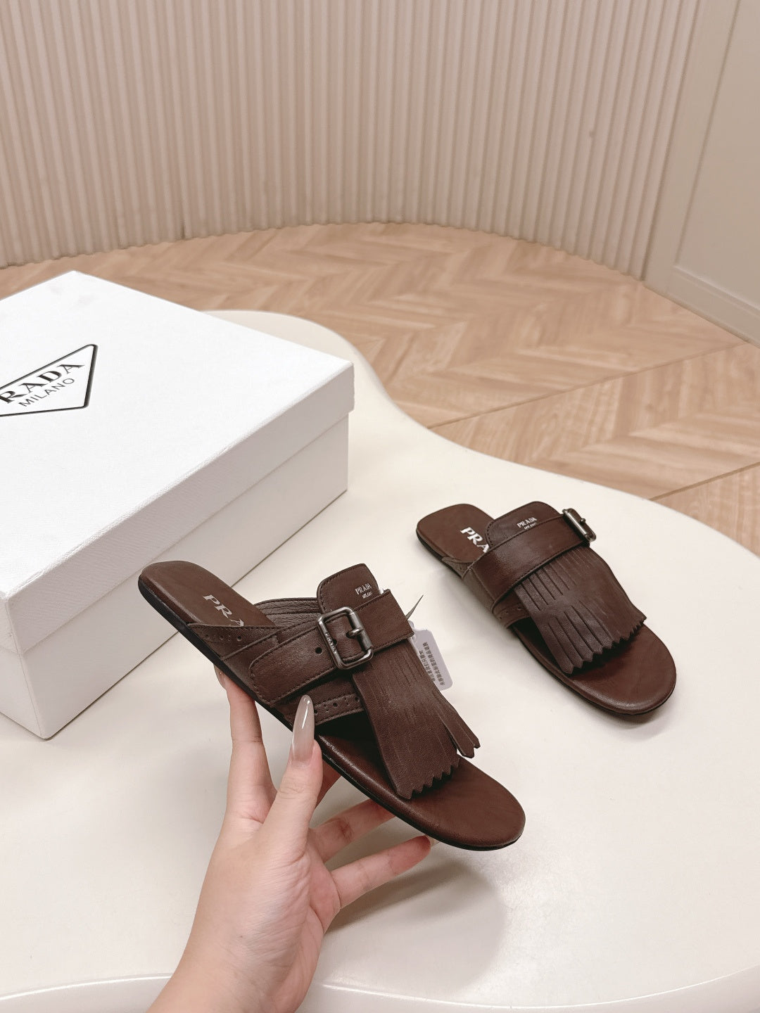 PRA 26S Thong Sandals Dark Brown Calfskin 600597