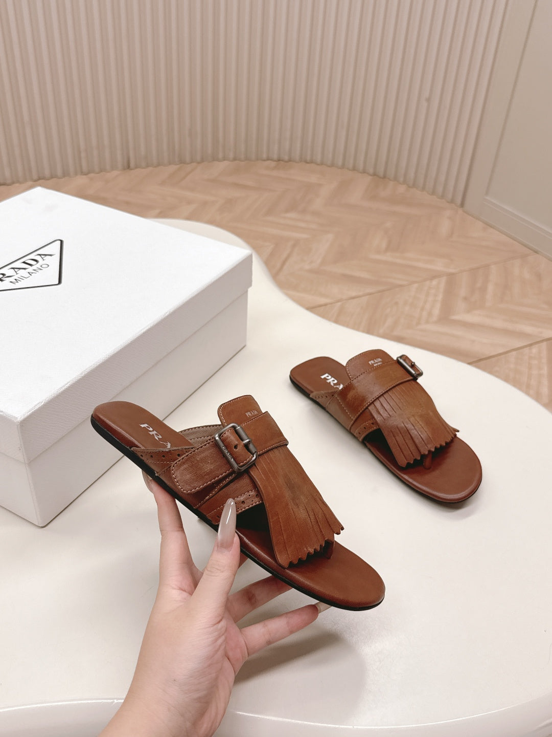 PRA 26S Thong Sandals Brown Calfskin 600598