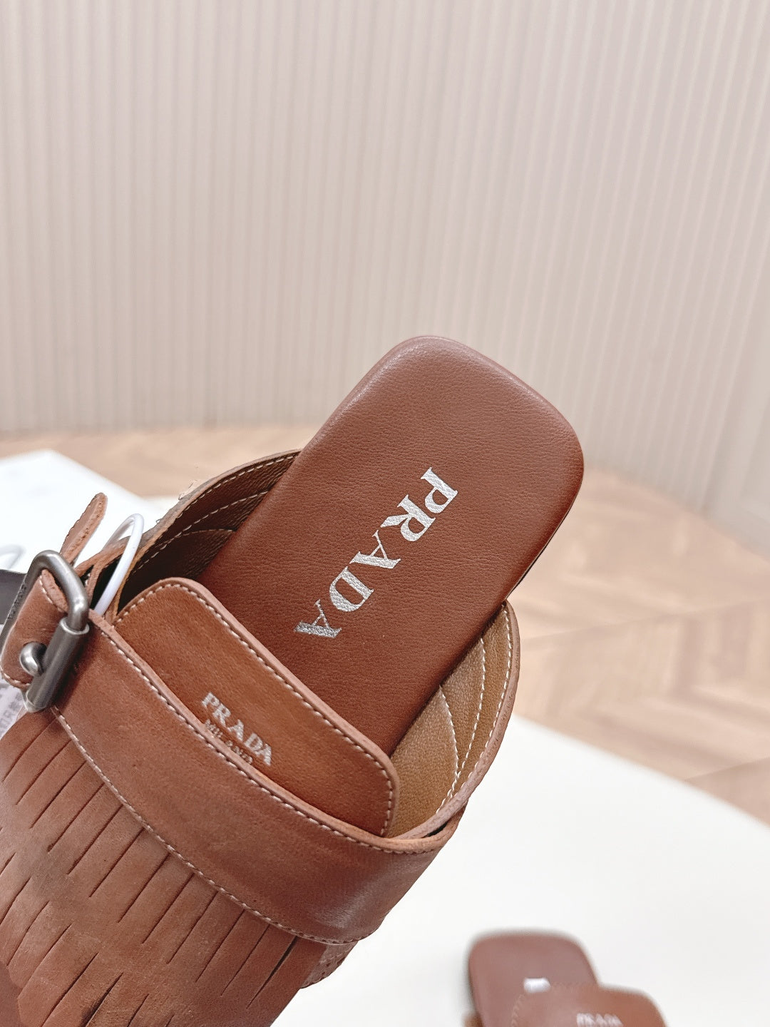 PRA 26S Thong Sandals Brown Calfskin 600598