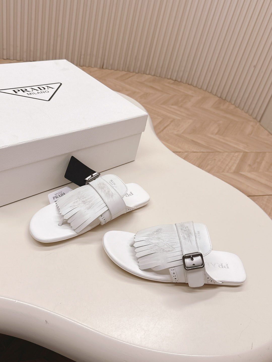 PRA 26S Thong Sandals White Calfskin 600599