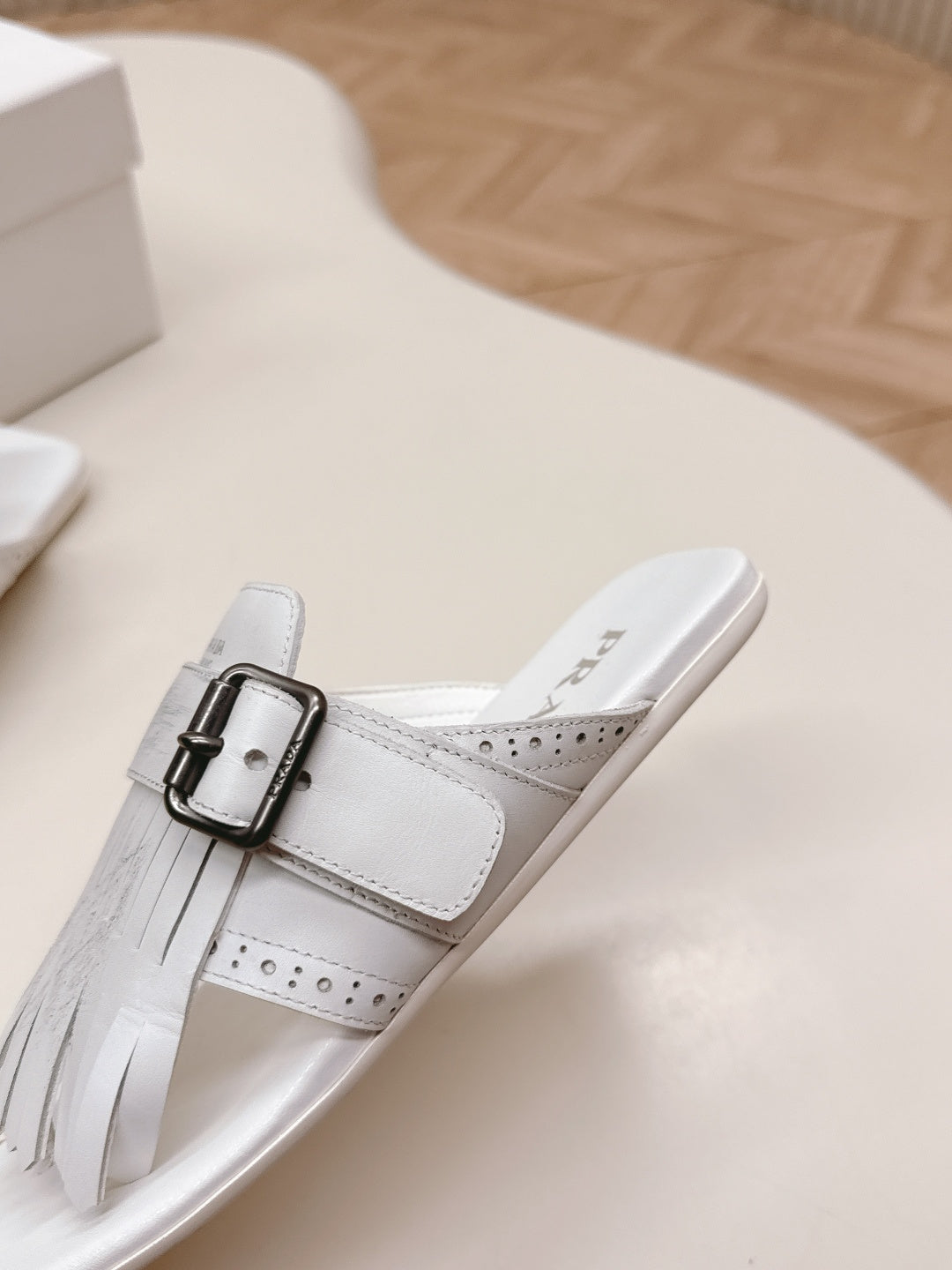 PRA 26S Thong Sandals White Calfskin 600599