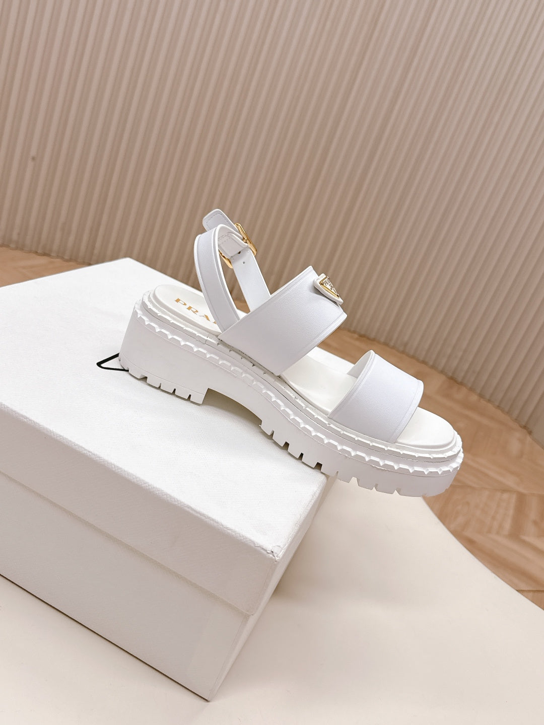 PRA 26S Platform Sandals White Cowhide 600567