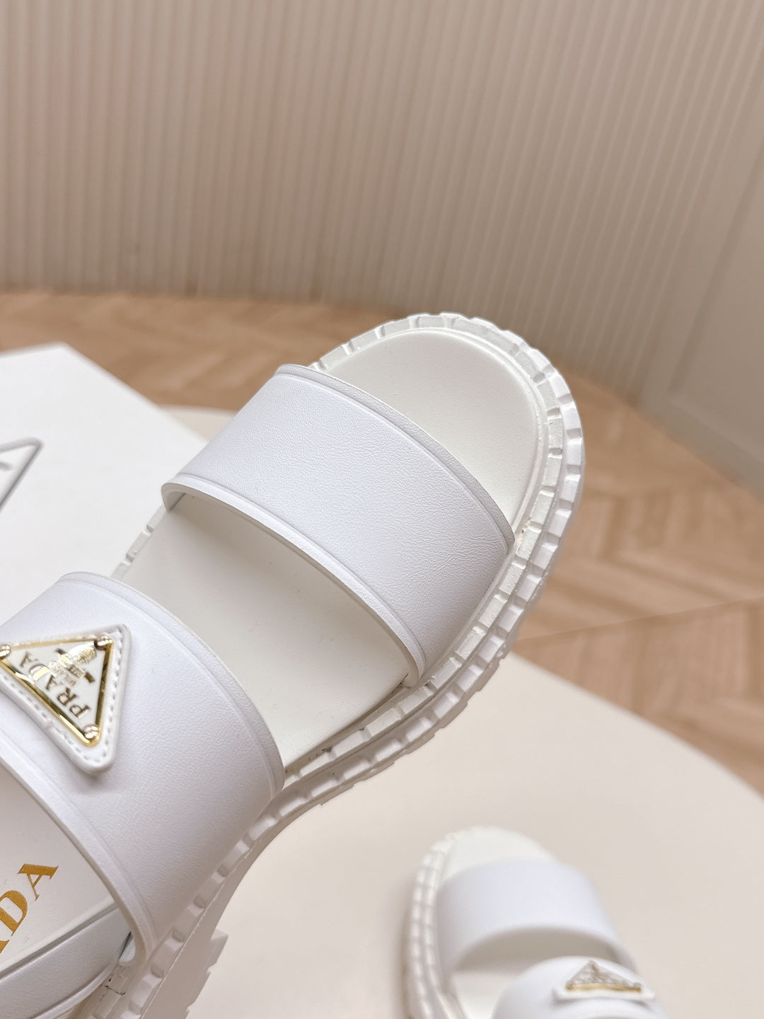 PRA 26S Platform Sandals White Cowhide 600567