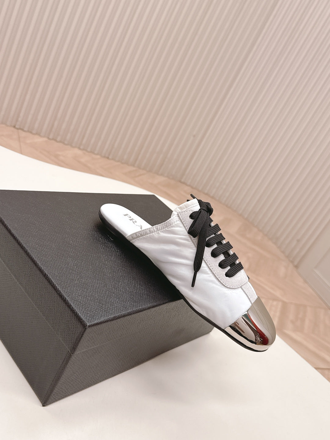 PRA 26S Mule Sneaker White Sliver Canvas 600623