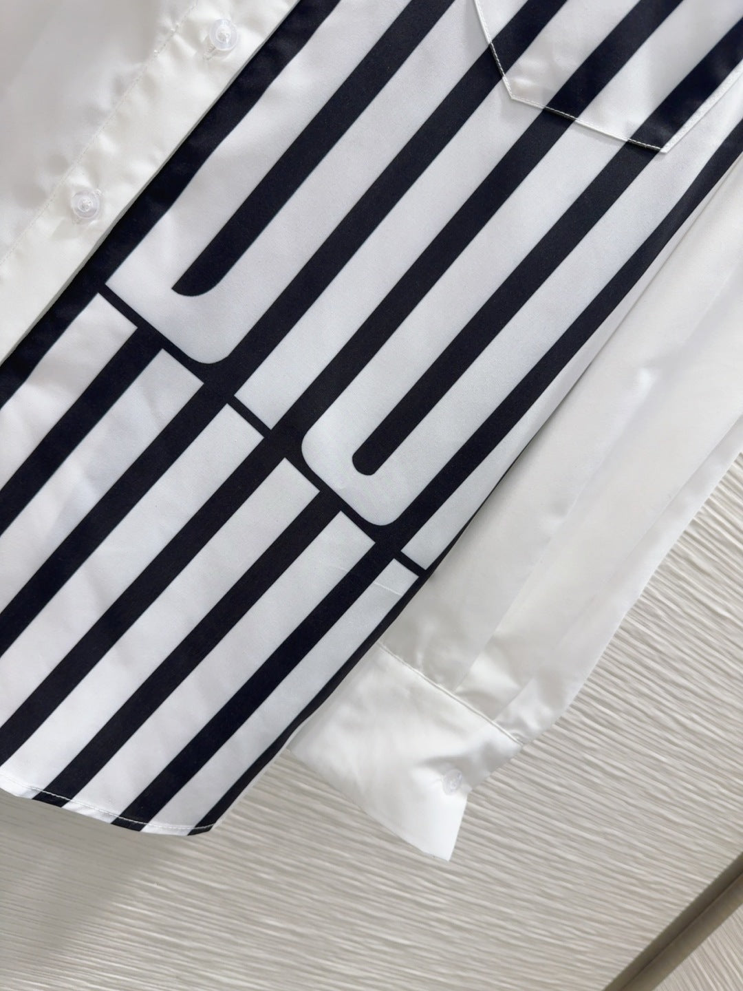 CD 25 Shirt Black White Polyester