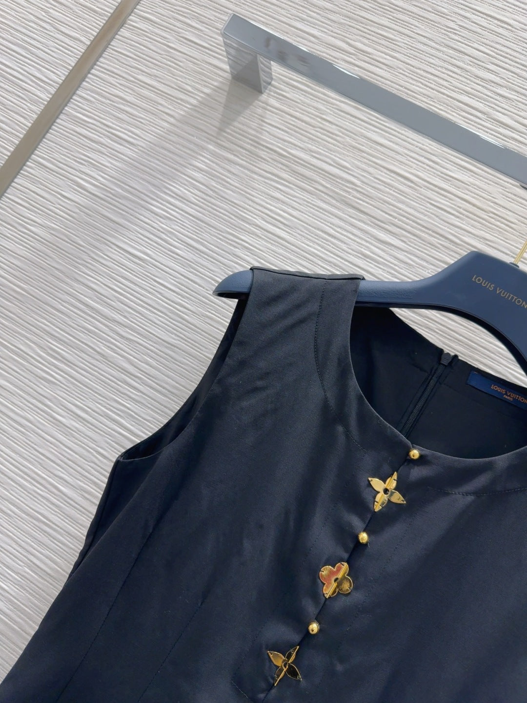LV 25 Flower Vest Dress Black Tencel