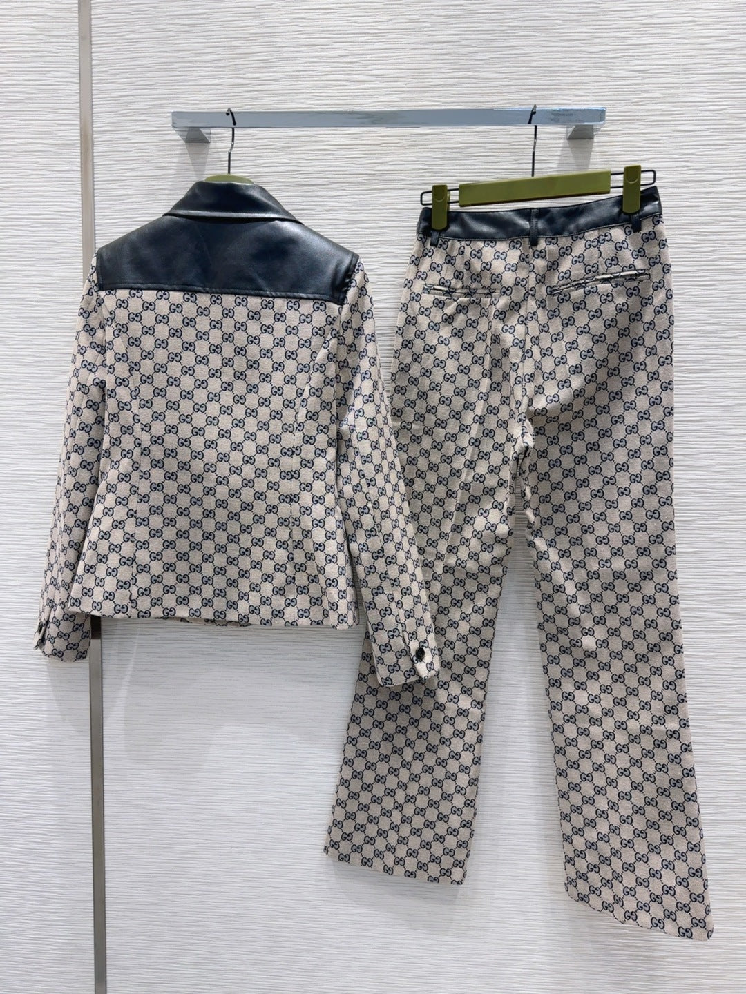 Gucci 2025 Set Beige Black Jacquard Fabric