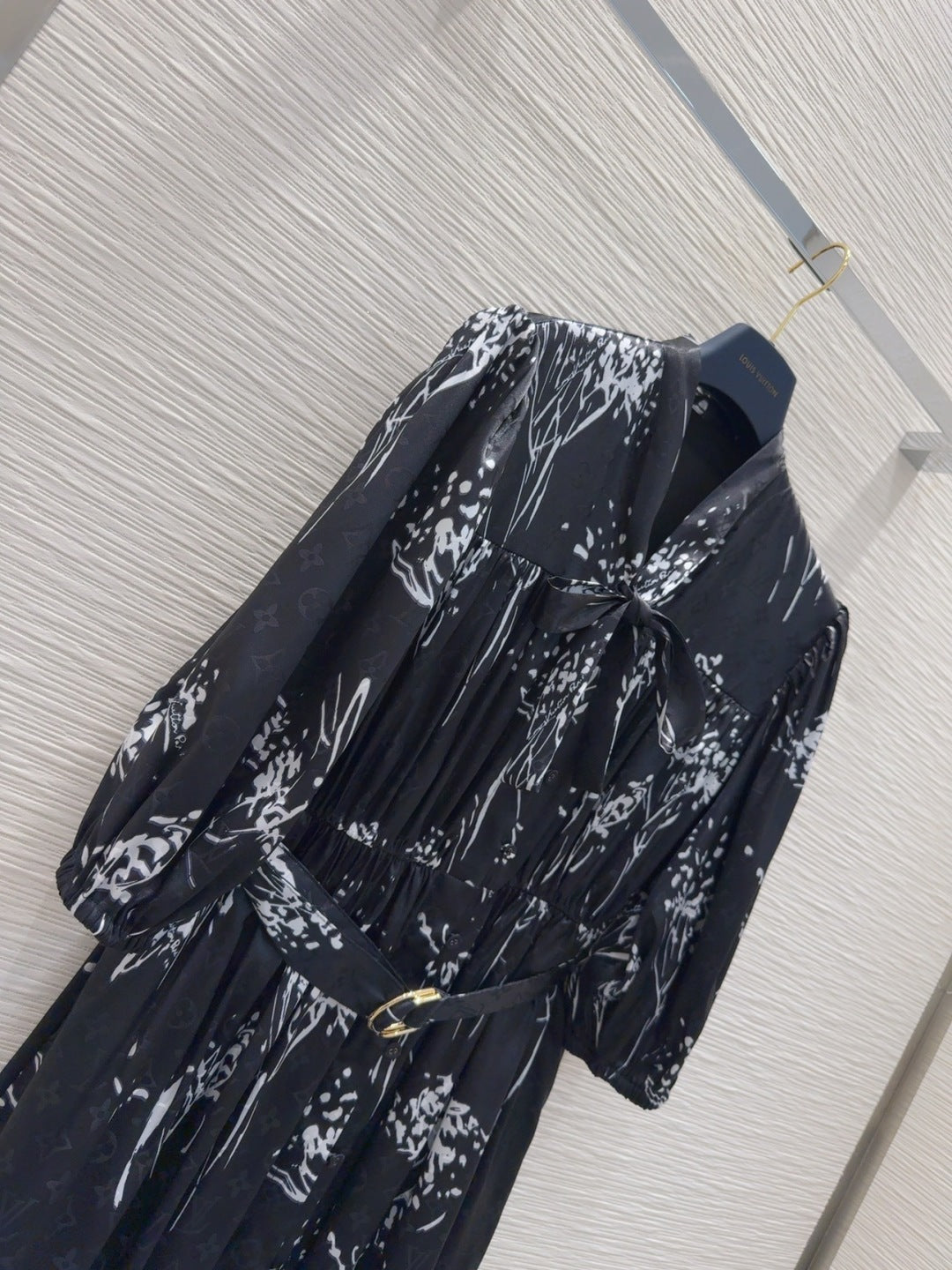 LV 25 Elegant Long Sleeve Dress Black Polyester