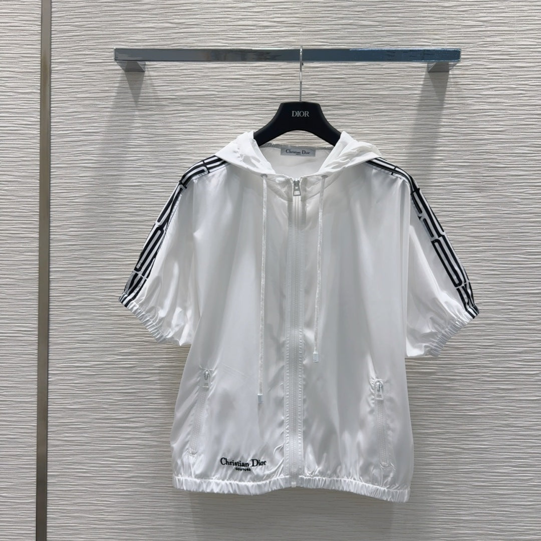 CD 25 Suit Black White Polyester