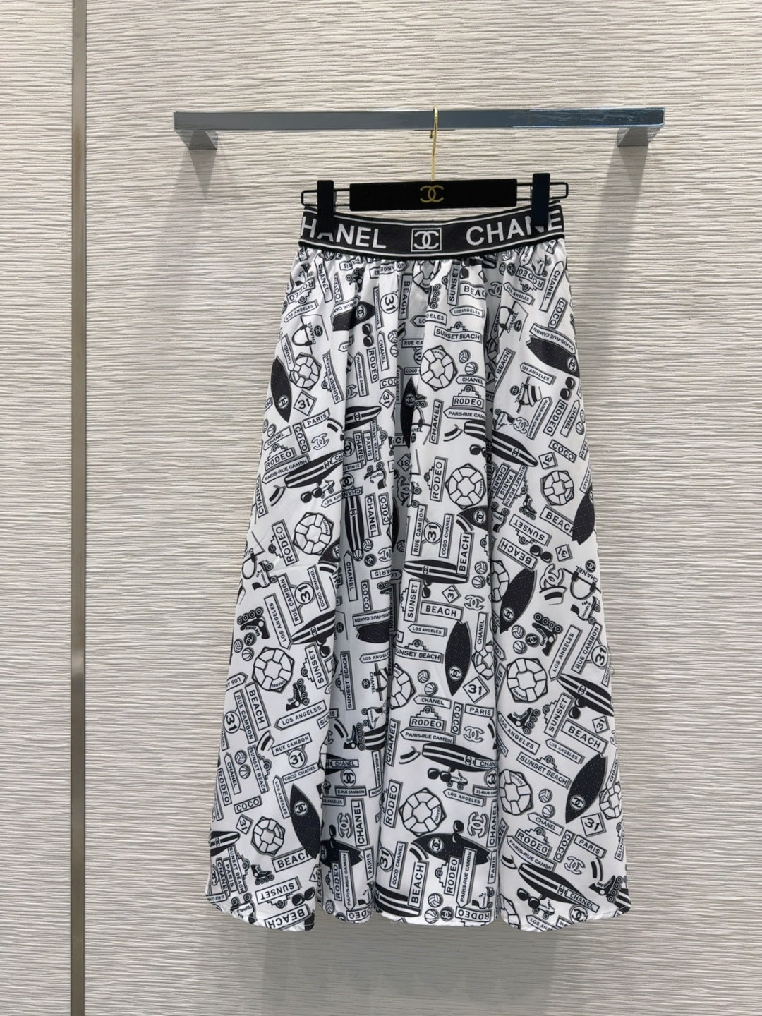 CC 25 Shirt and Long Skirt Polyester Fiber