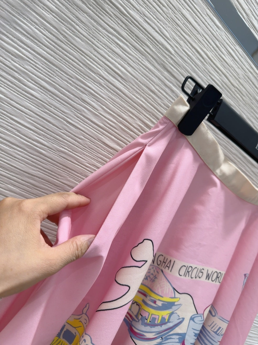 CD 25 Long Skirt Pink mix Colors Polyester