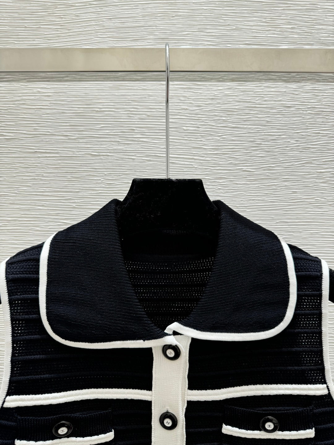 Chanel 2026 Collar Knitted Vest Cardigan Black Cotton Silk 170688