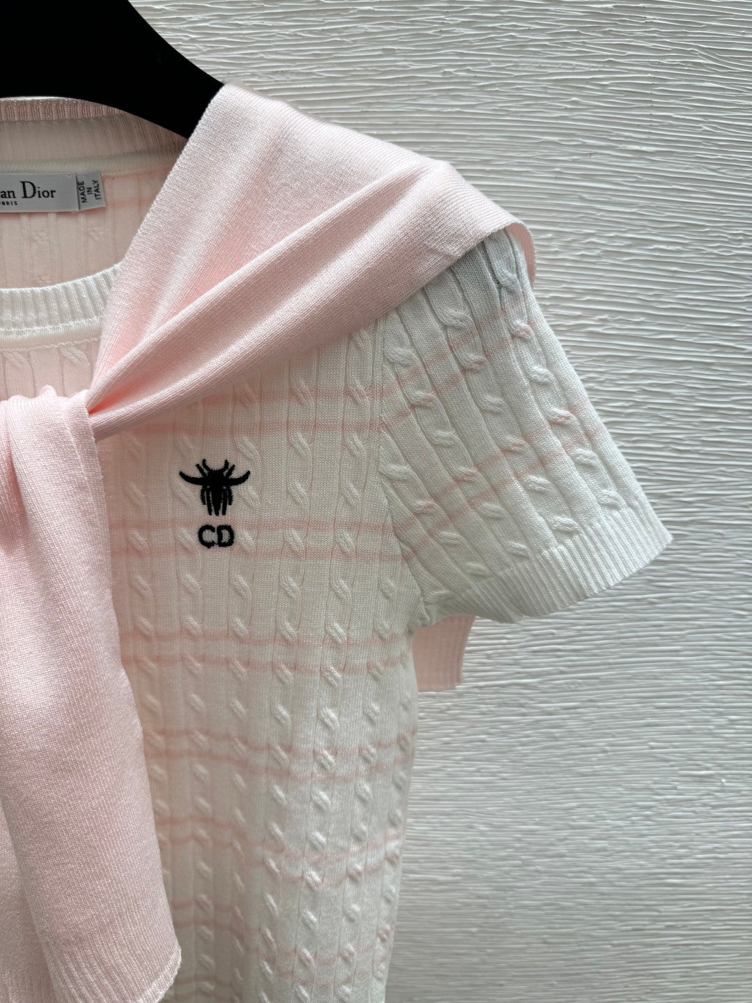 Dior 2026 Short-Sleeve Shirt with Scarf Wool 525428