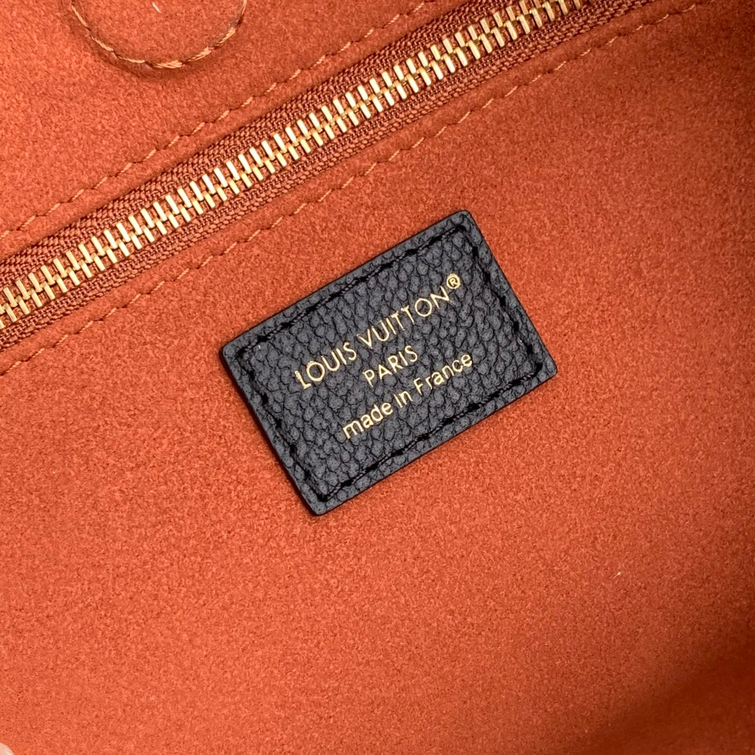 Anytime 34cm Tote Bag Black Gold Empreinte leather 251564