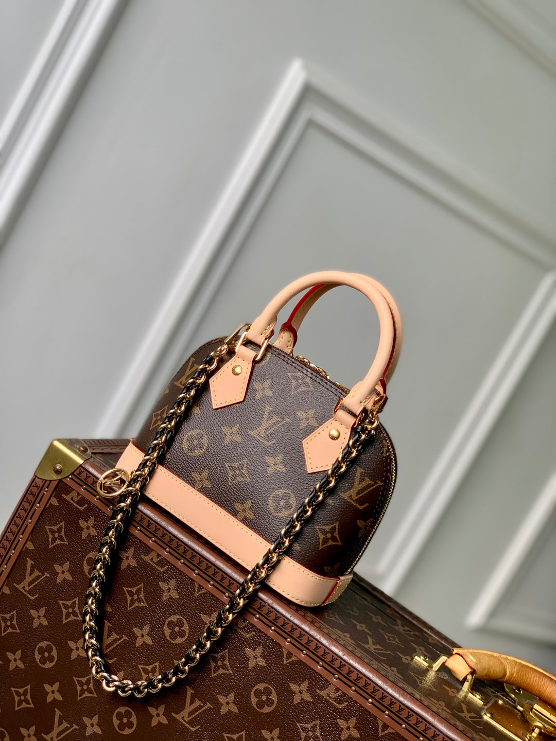 LV Alma Monogram Bag 19.5cm Brown Beige Leather Canvas 337560