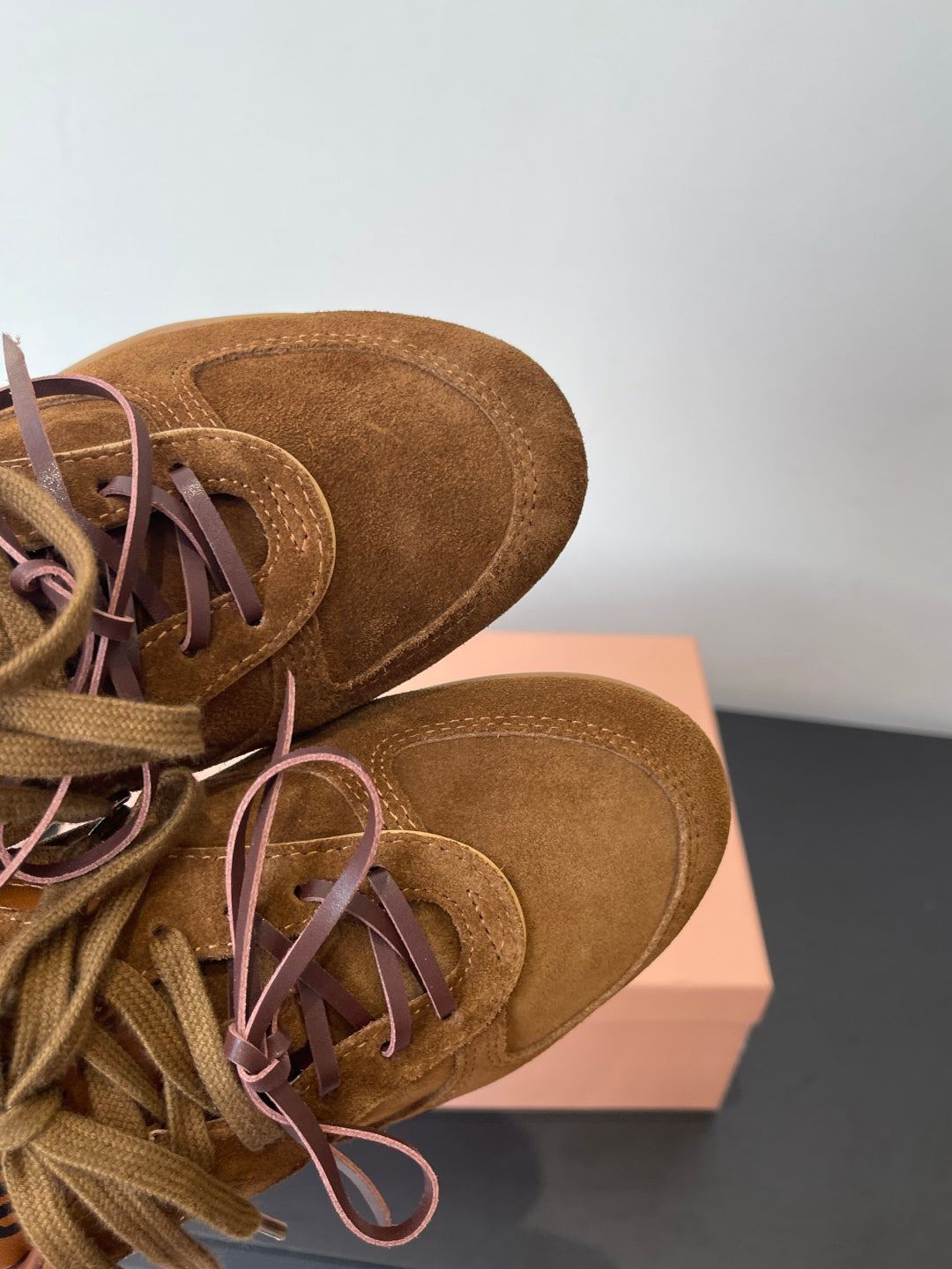 MiuMiu 25 sneaker brown suede  521965