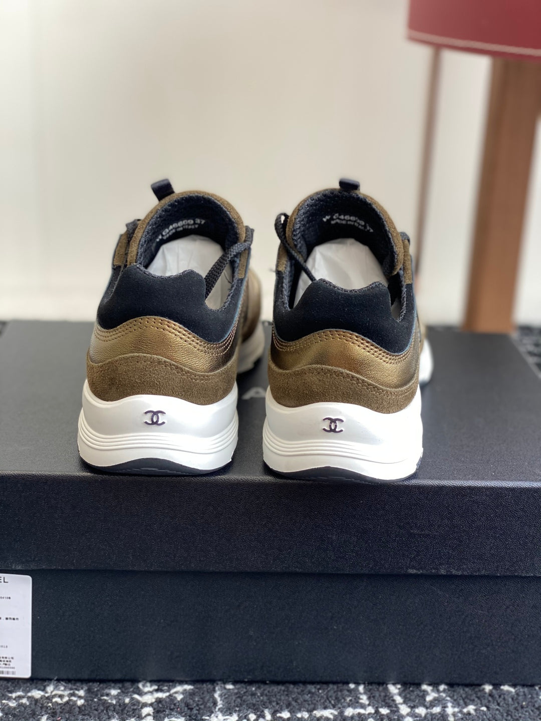 CC 25 Sneaker Gold Suede Sheepskin 352724