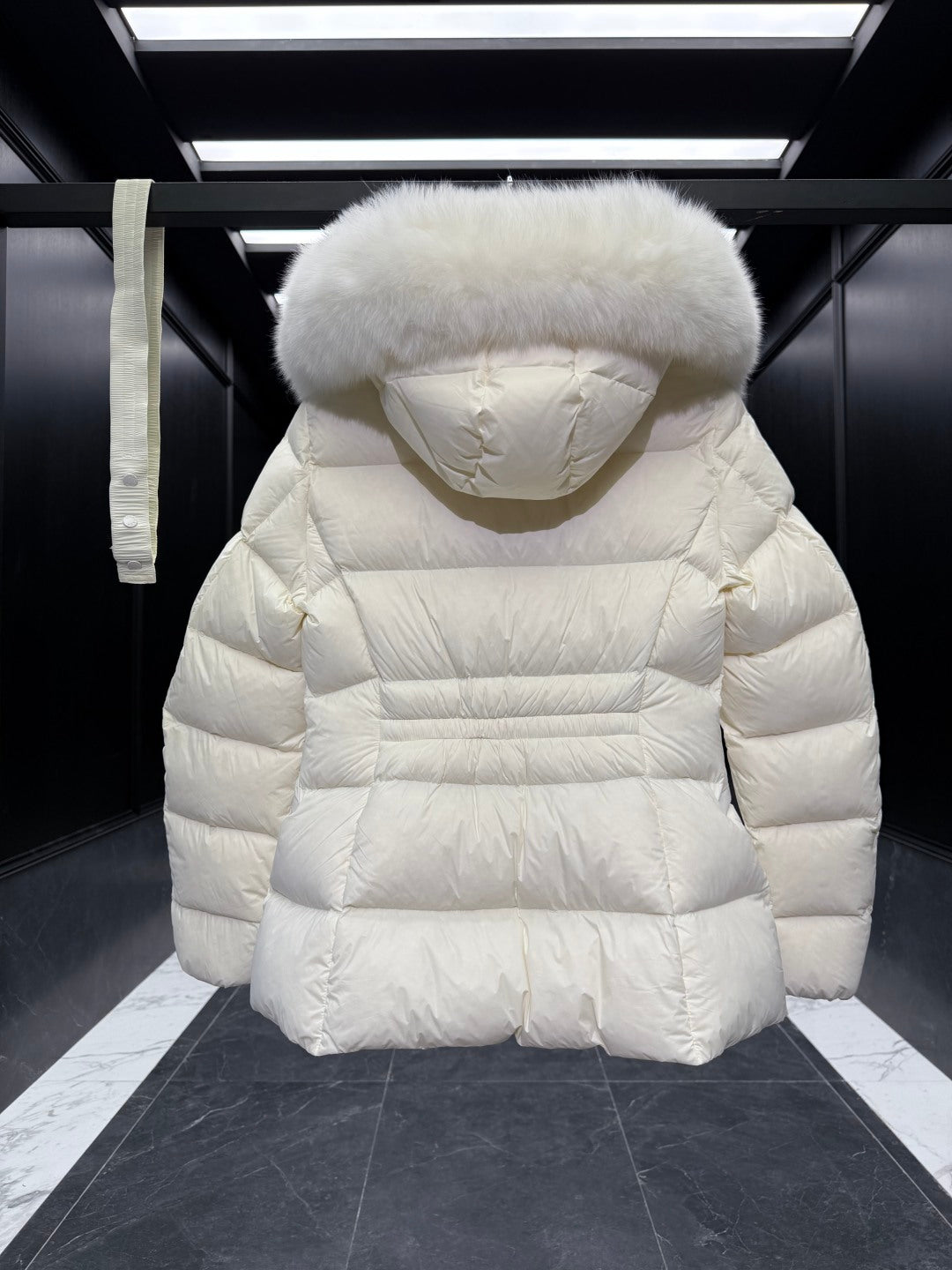 MC 25 Down Jacket White Polyester 0010