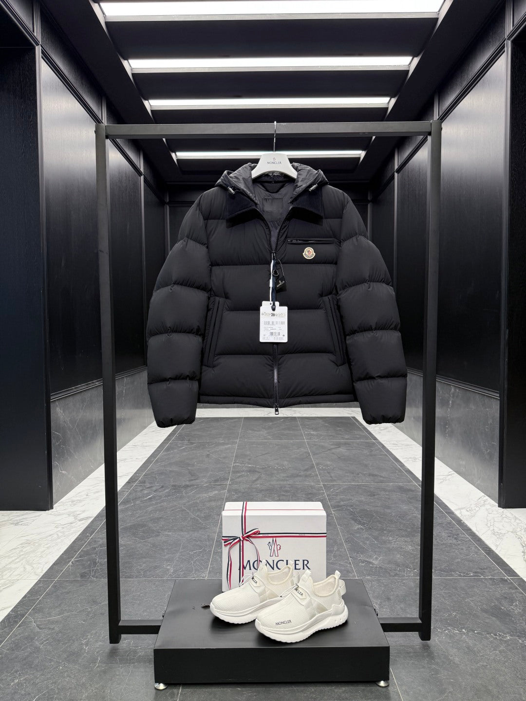 MC 25 Down Jacket Black Polyester 0012