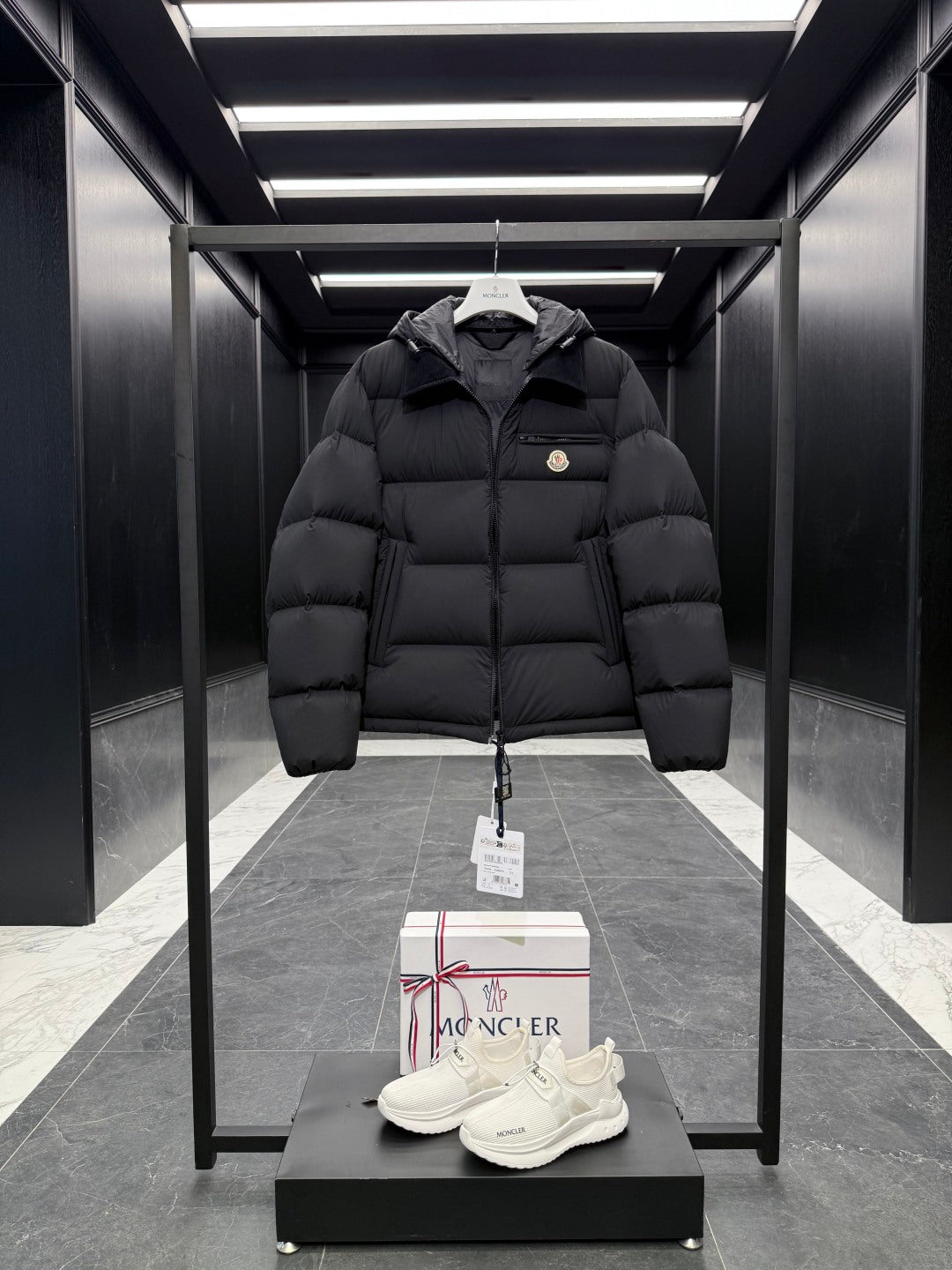 MC 25 Down Jacket Black Polyester 0012