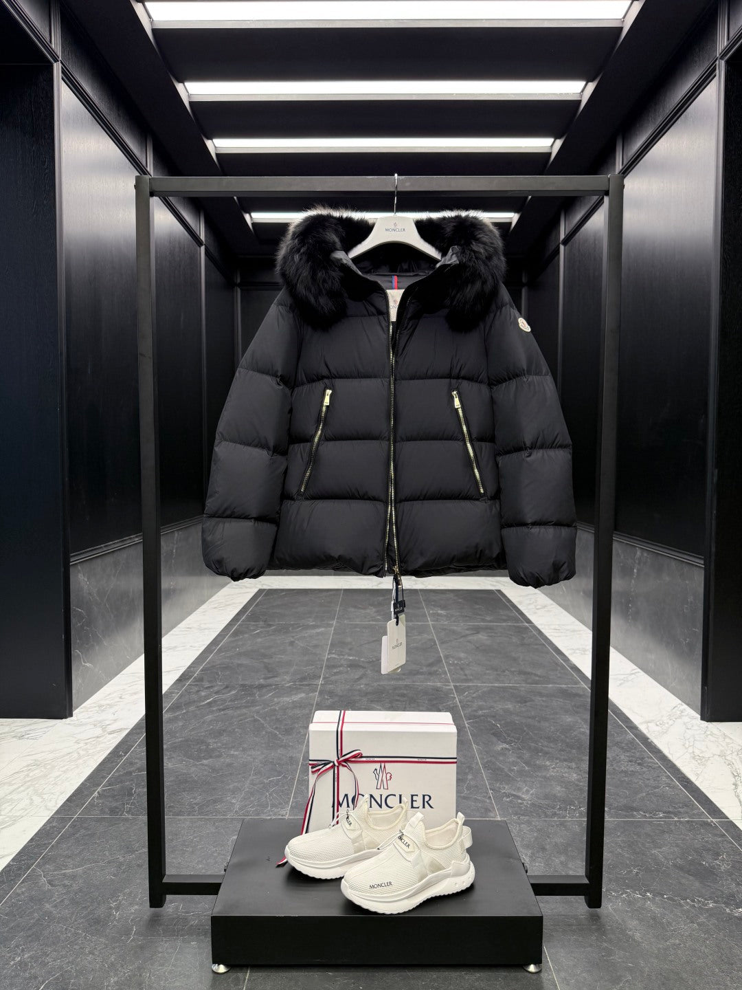 MC 25 Down Jacket Black Polyester 0017