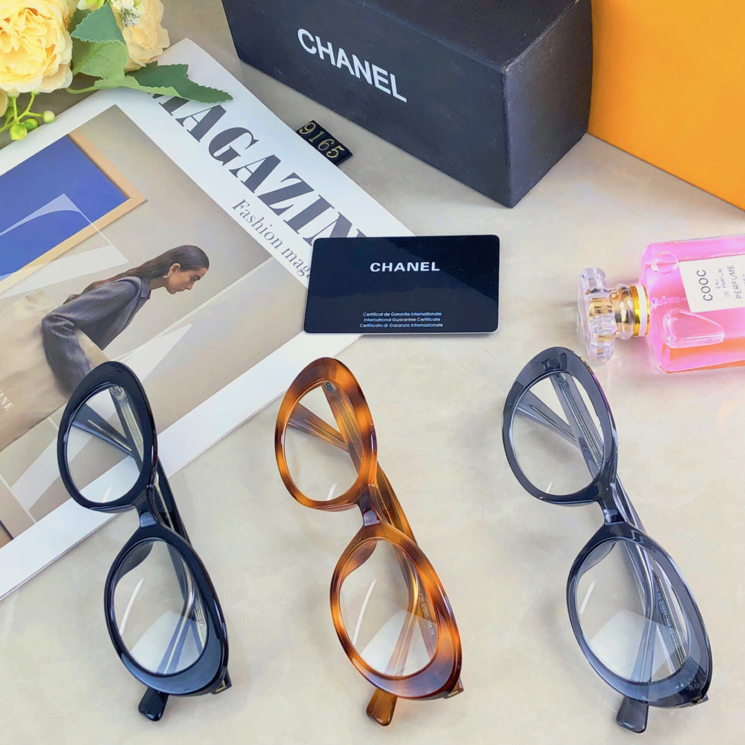 Chanel Sunglasses 560782