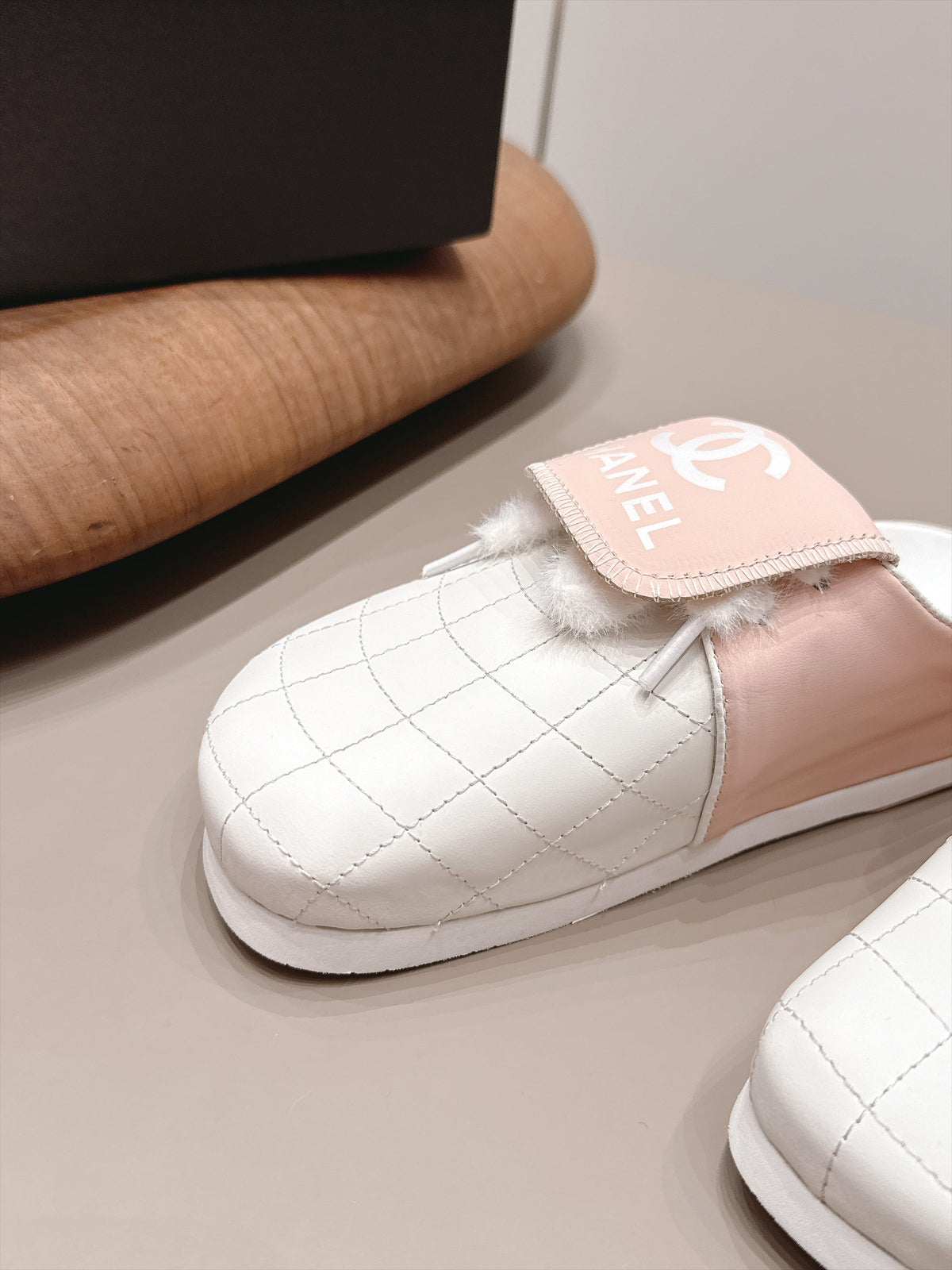Chanel 2026 Closed-Toe Mules Leather 976805