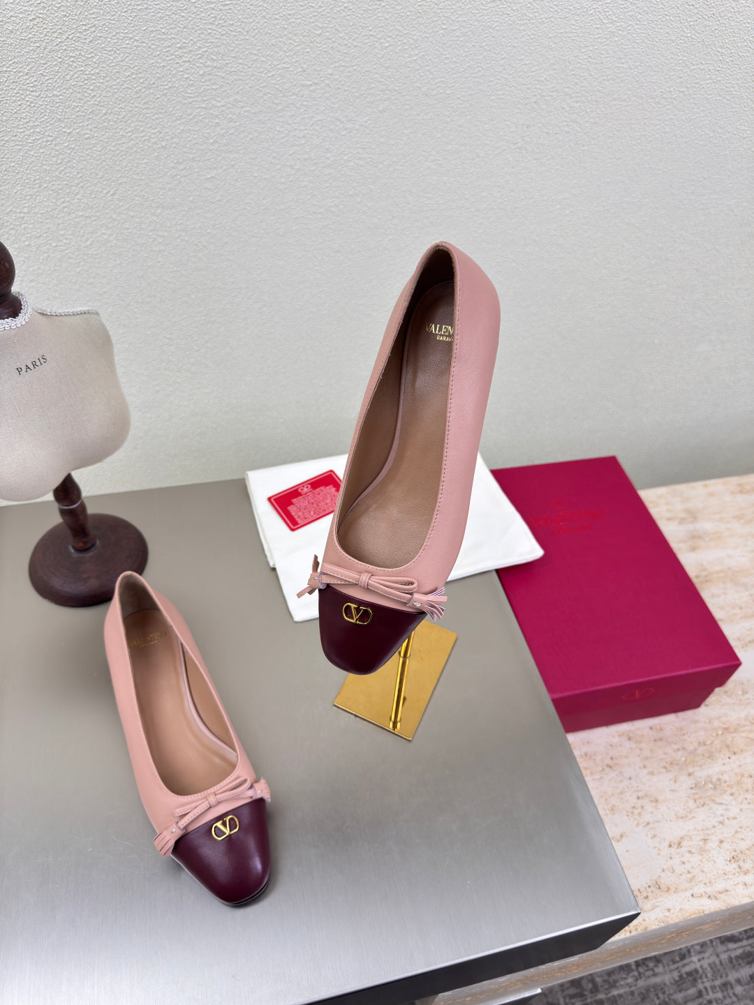 VT 25 Valet Du Roi Ballet Flat Calfskin 343066