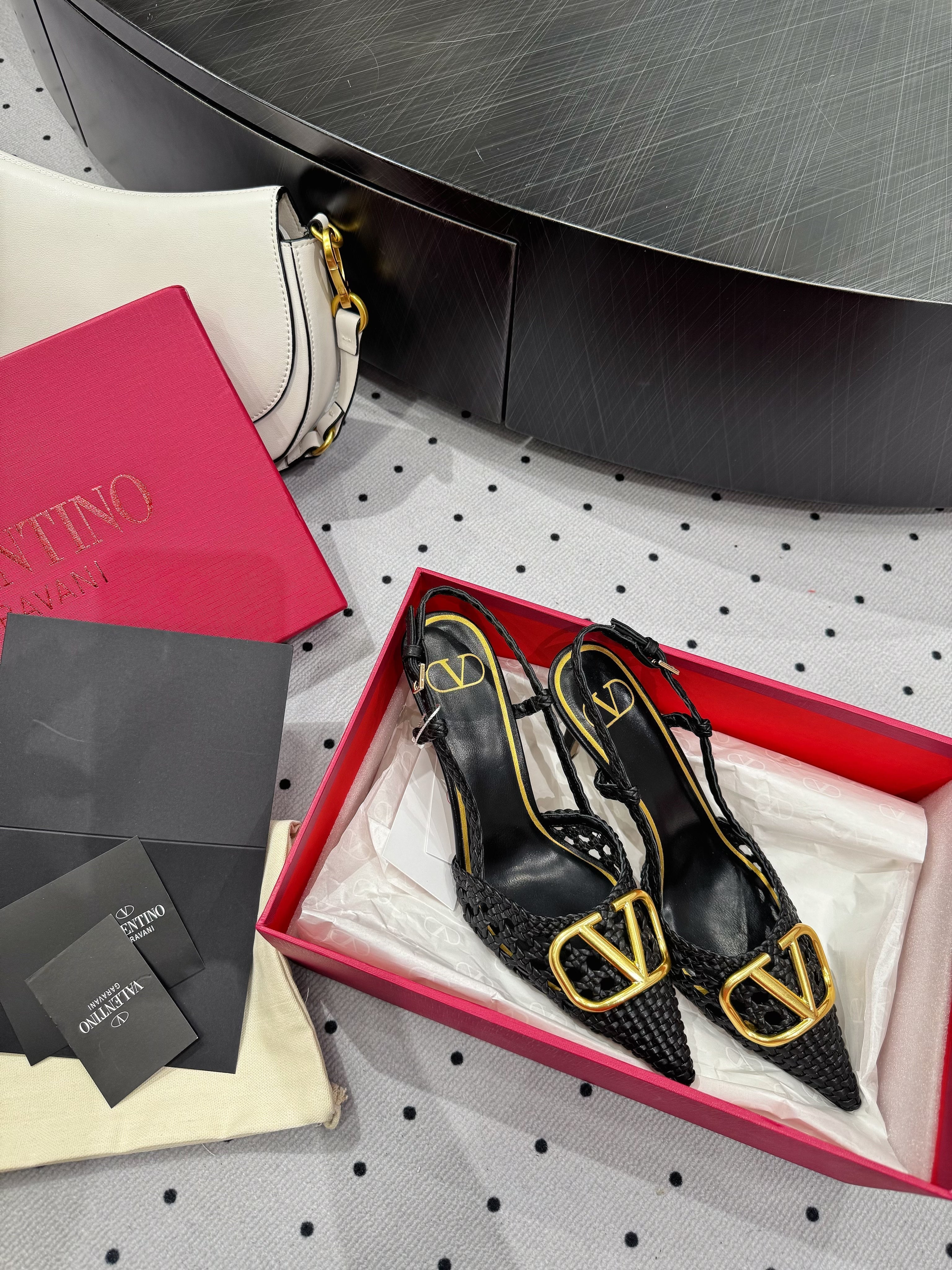 VT 25 Weaving Slingback Black Sheepskin 326699