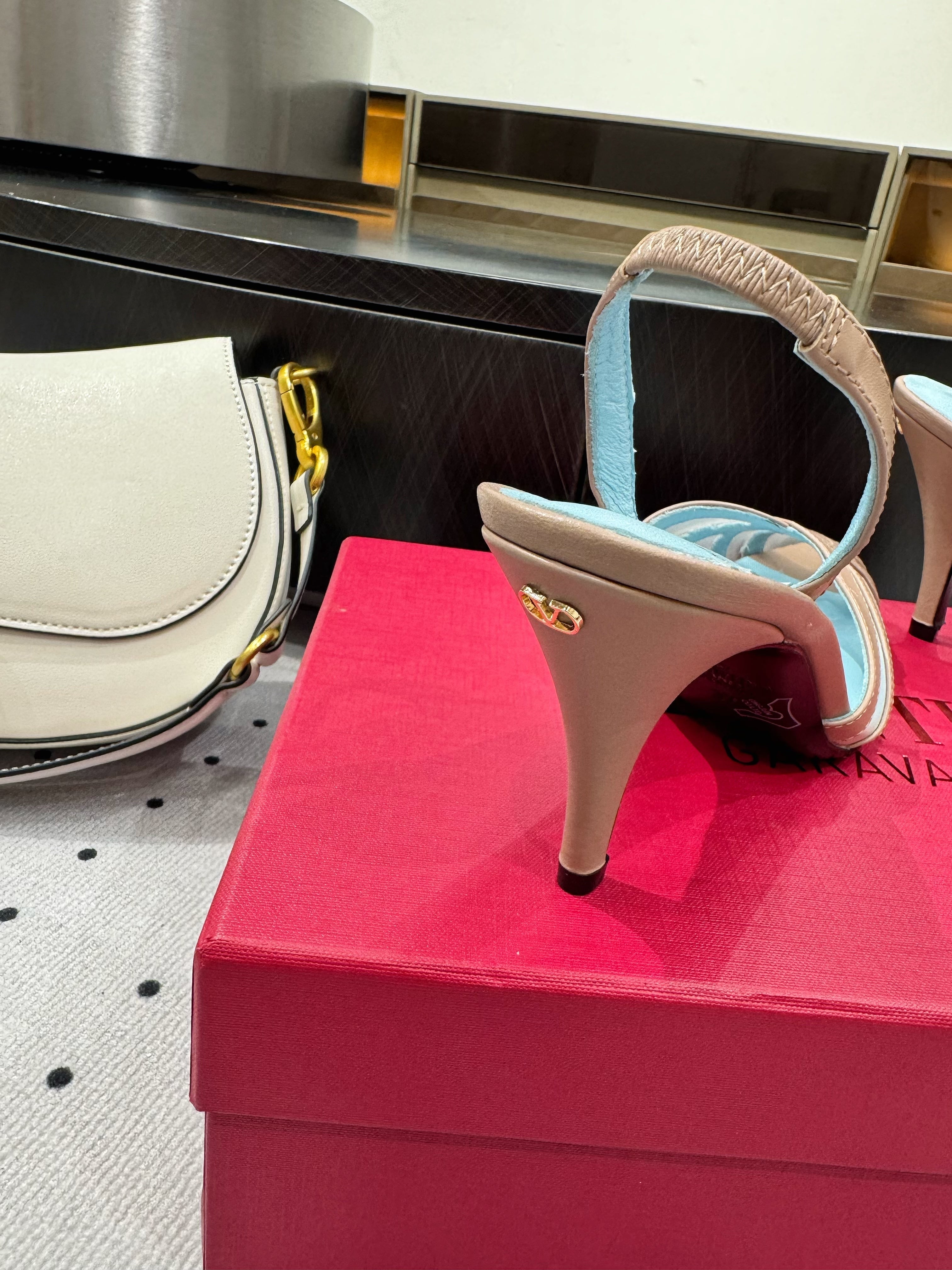 VT 25 Mesh Slingback Pink Sheepskin 327590