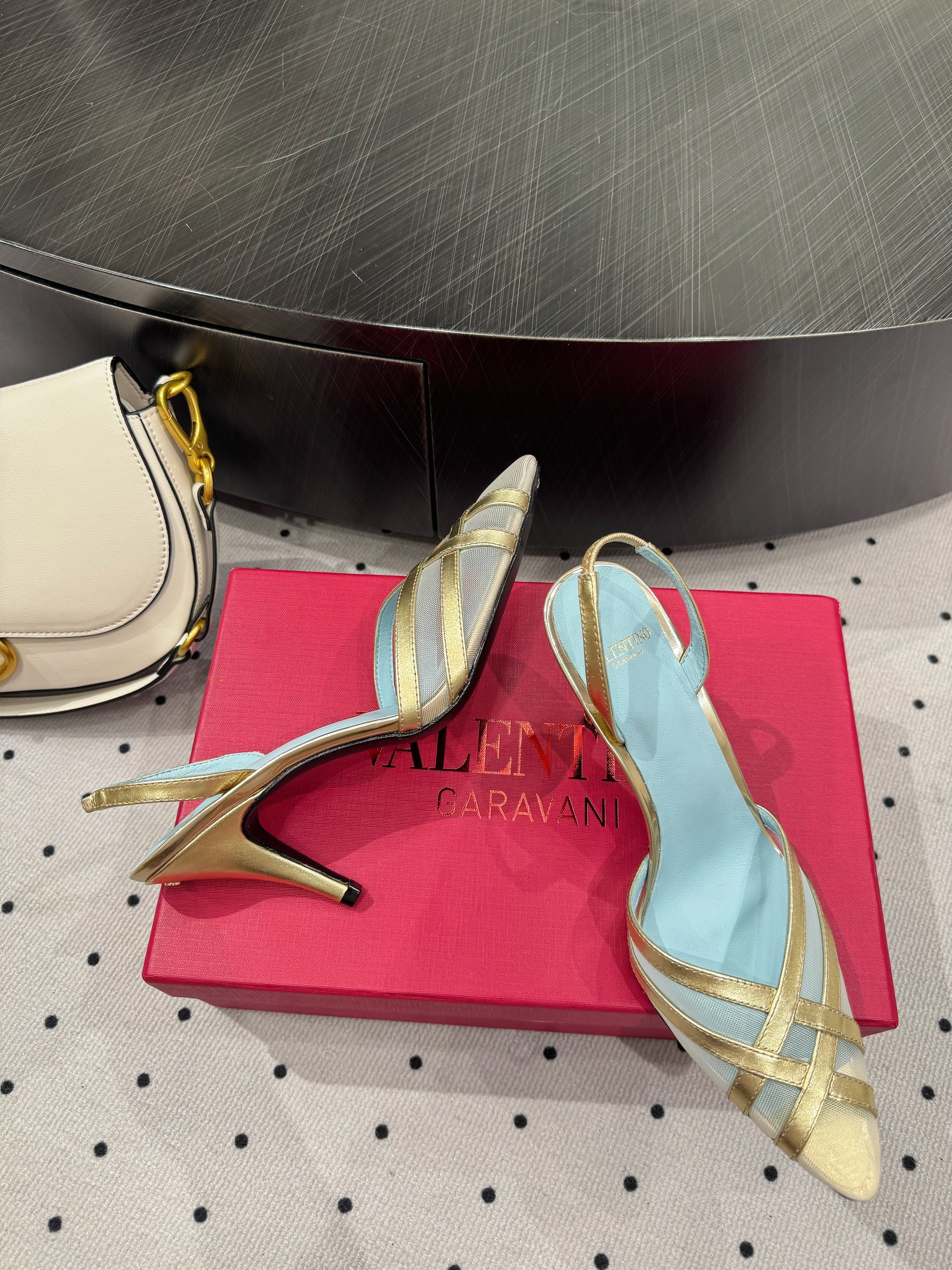 VT 25 Mesh Slingback Gold Sheepskin 327591