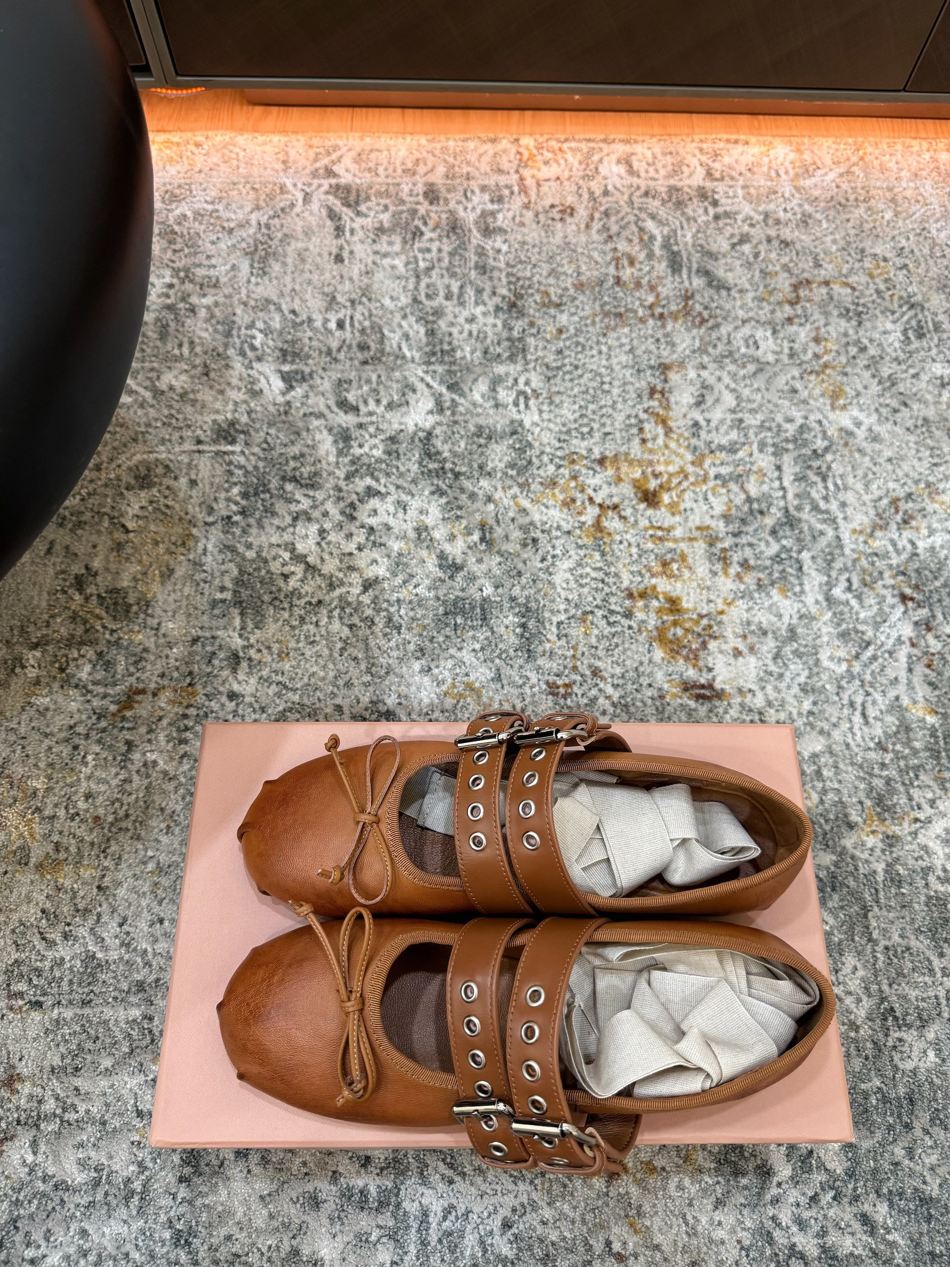 Miumiu 26ss Mary Janes Ballet Flat Camel Cowhide 709813