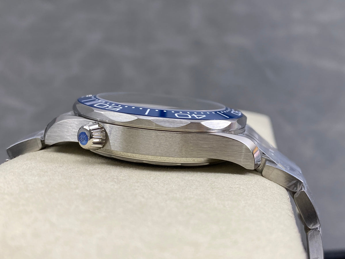 Omega Seamaster 42mm White Dial Blue Bezel Steel