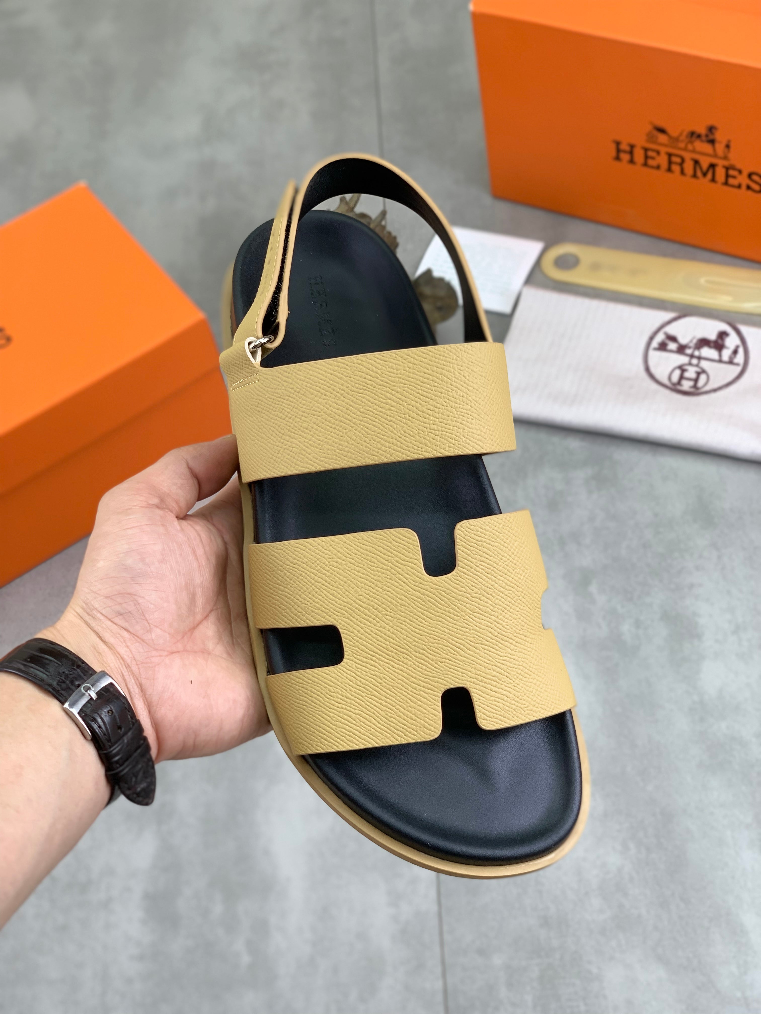 HM Men's Chypre Sandals Yellow Jasmine Calfskin 645503